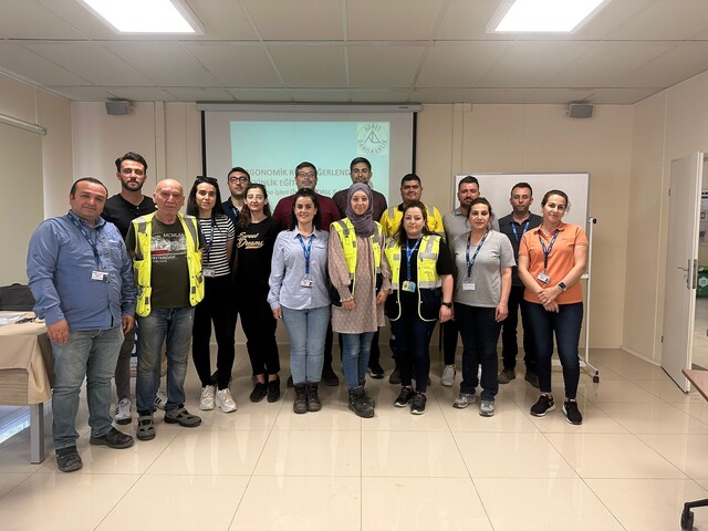 TÜMAD Madencilik Laboratuvar & İSG Ekibi